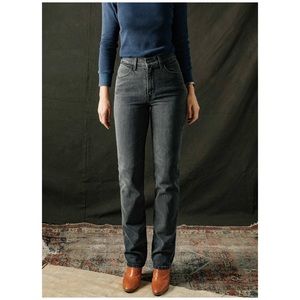 Imogene + Willie Sophie Jackson DREAMY straight leg classic jeans